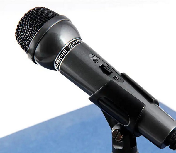 电脑有线麦克风